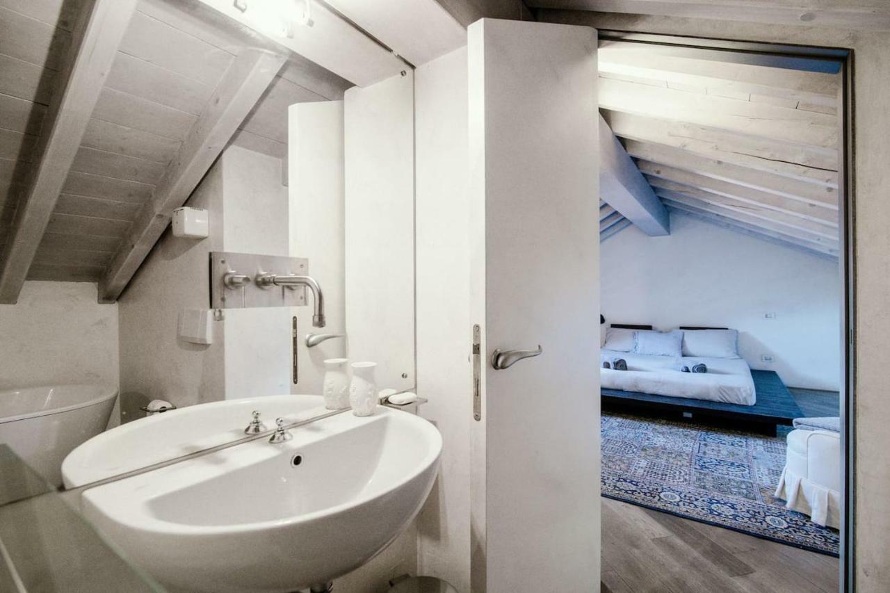 Sailer Loft - The House Of Travelers Apartment โกโม ภายนอก รูปภาพ